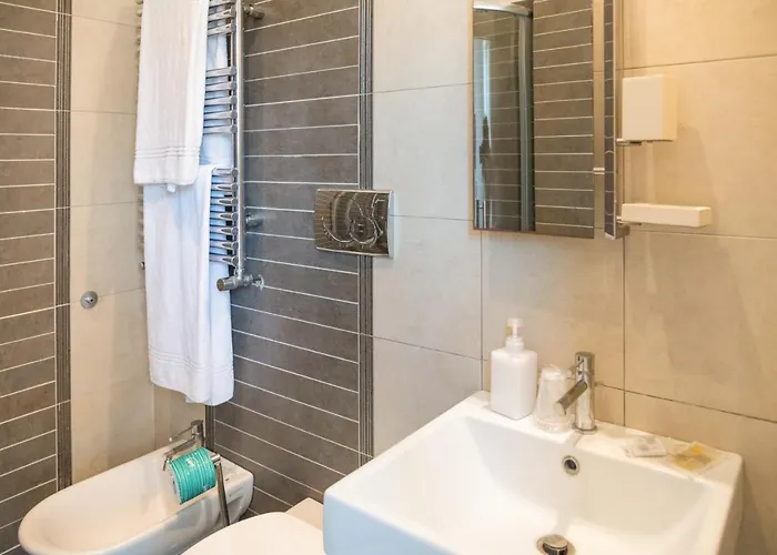 Ag Apartment *